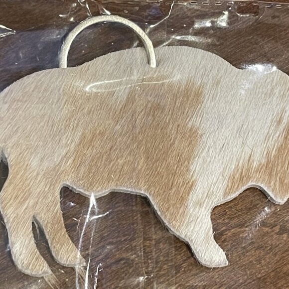 Cowhide Hair on Hide Buffalo Bison Keychain - Picture 2 of 2